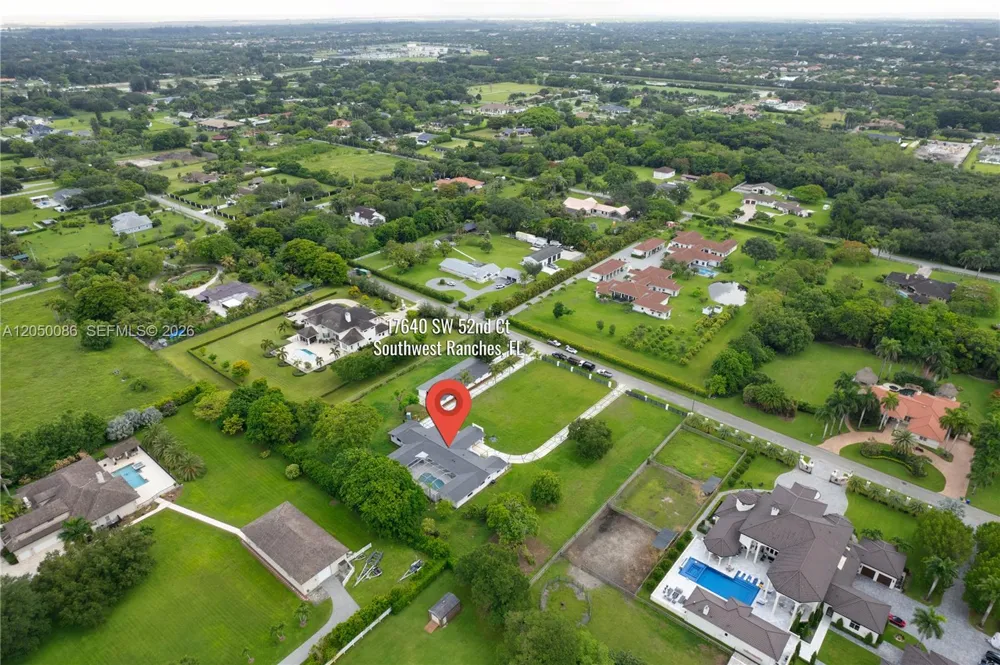17640 SW 52nd Ct Southwest Ranches, FL 33331