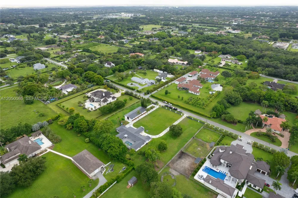 17640 SW 52nd Ct Southwest Ranches, FL 33331