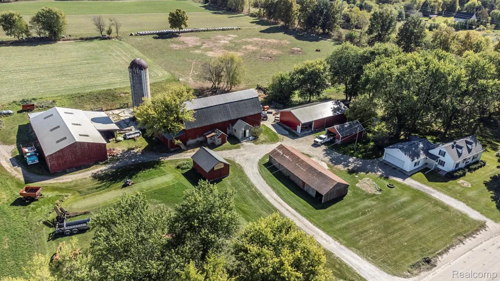 3145 Cedar Lake Road Marion Township, MI 48843