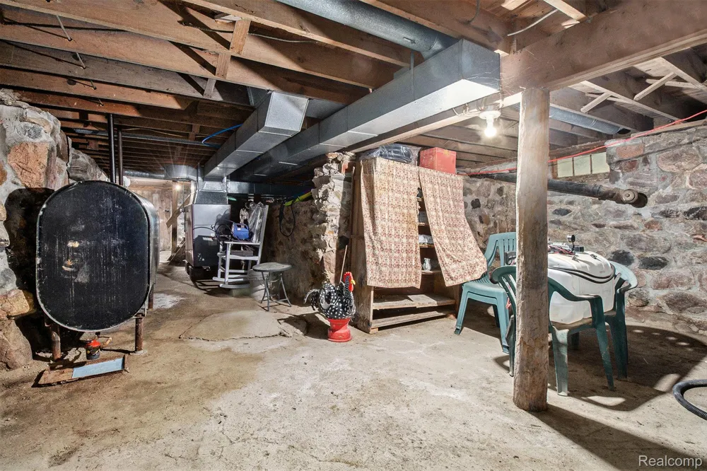 3145 Cedar Lake Road Marion Township, MI 48843