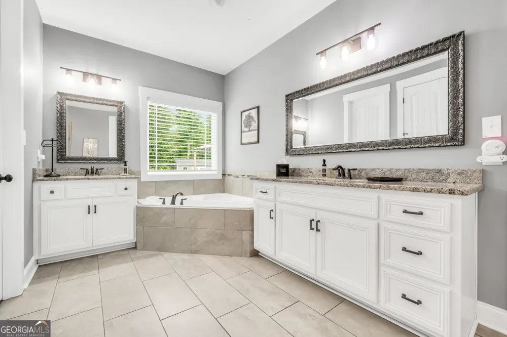 112 Gordon Oaks Way Moreland, GA 30259