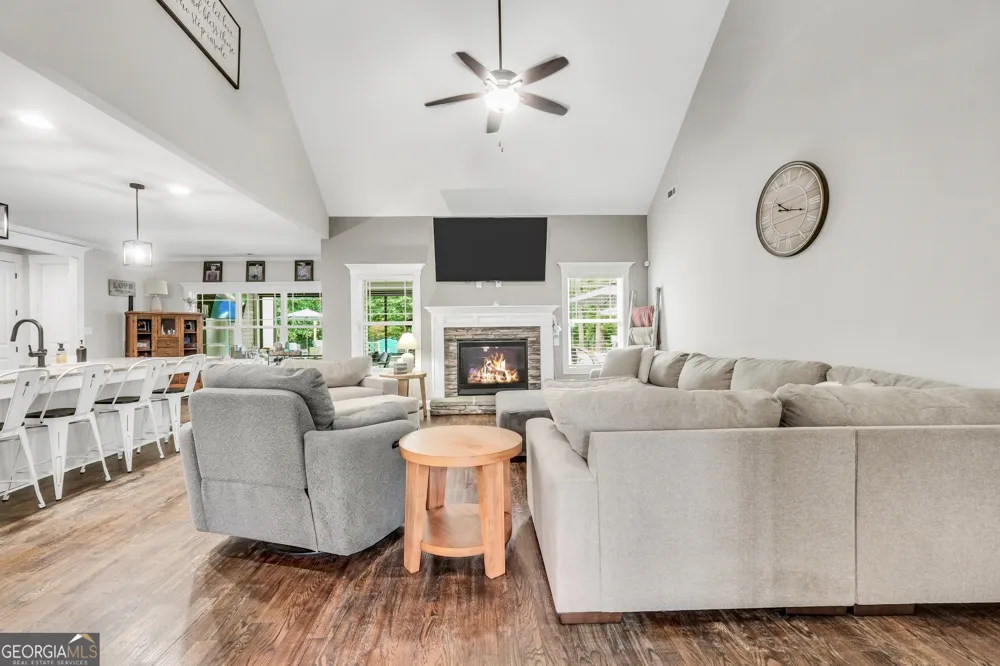 112 Gordon Oaks Way Moreland, GA 30259