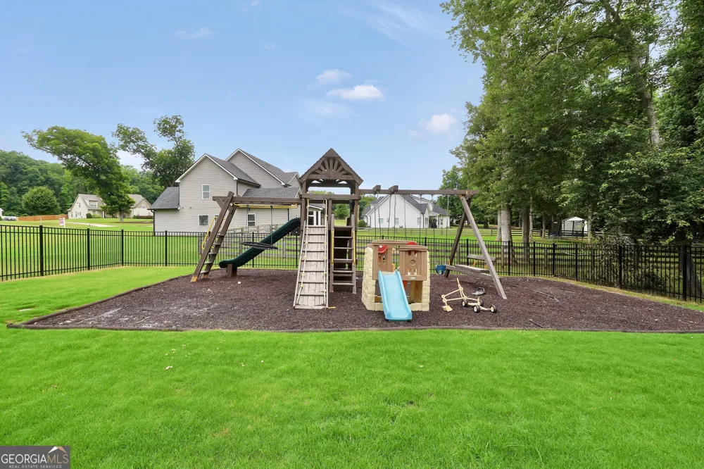 112 Gordon Oaks Way Moreland, GA 30259