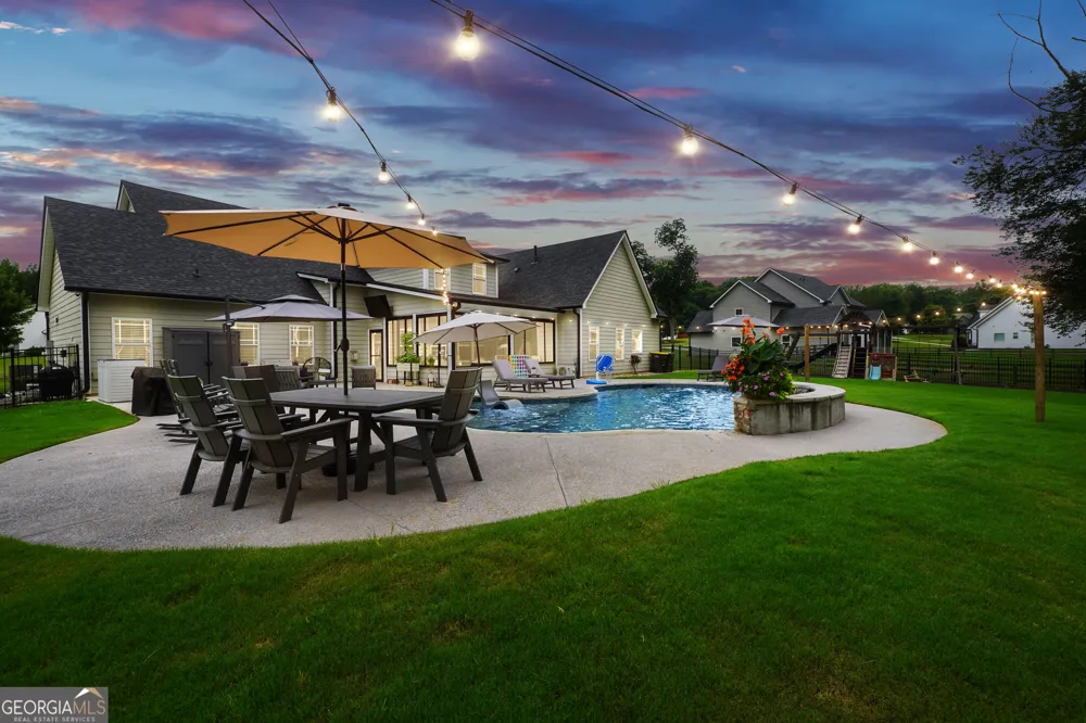 112 Gordon Oaks Way Moreland, GA 30259