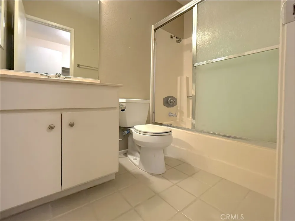 6008 Bixby Village #42 Long Beach, CA 90803