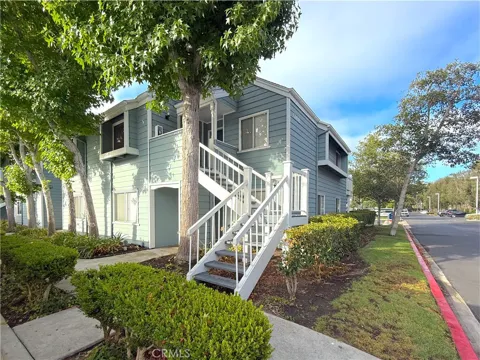 6008 Bixby Village #42