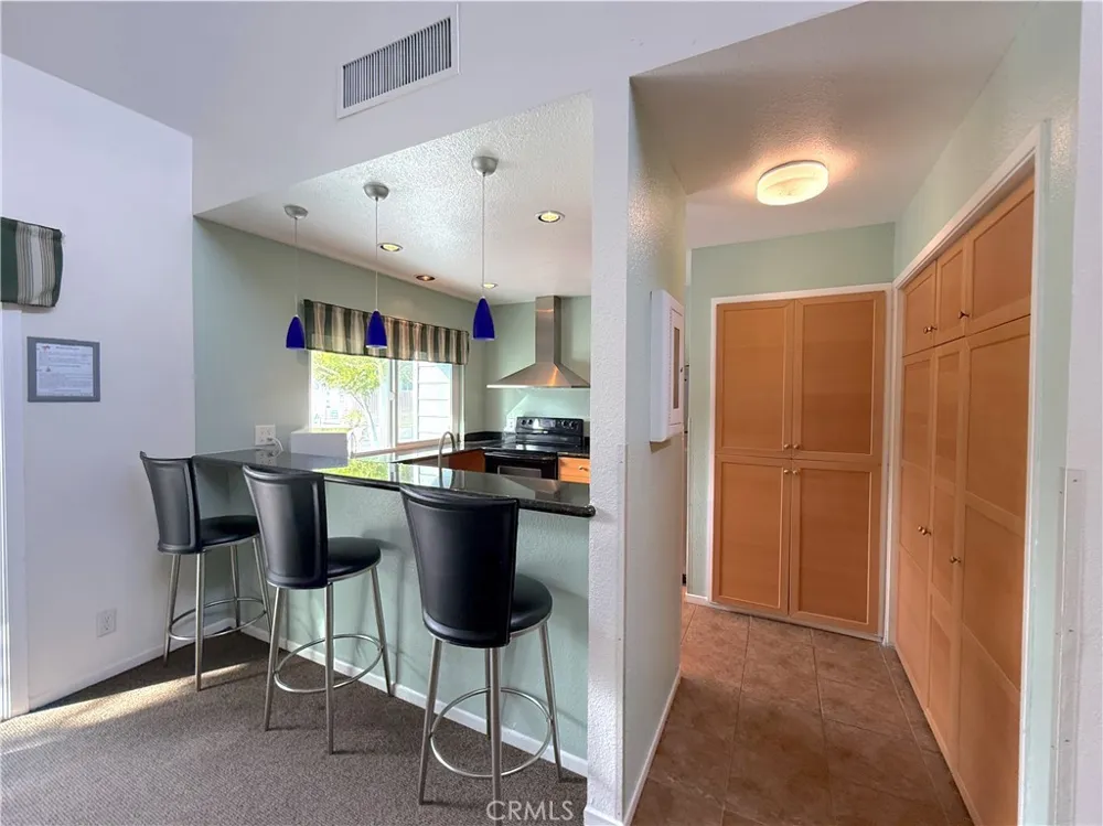 6008 Bixby Village #42 Long Beach, CA 90803