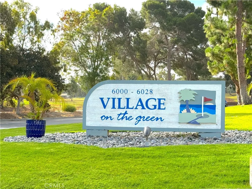 6008 Bixby Village #42 Long Beach, CA 90803