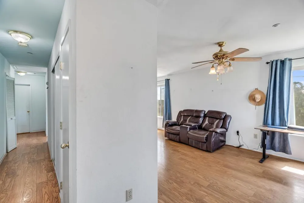 1607 Jewell Valley Road Boulevard, CA 91905