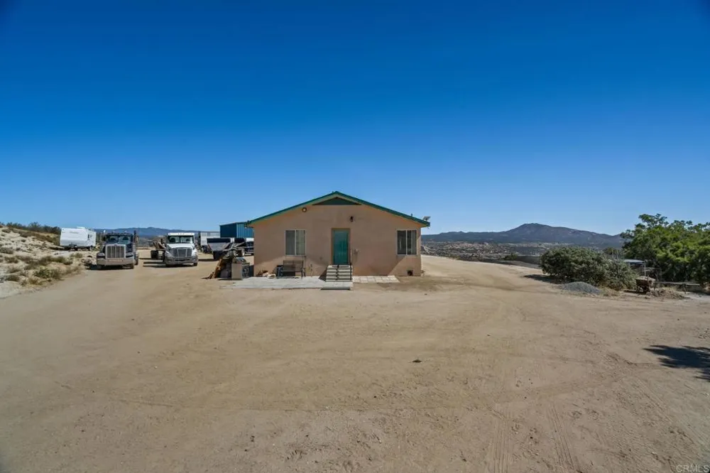 1607 Jewell Valley Road Boulevard, CA 91905