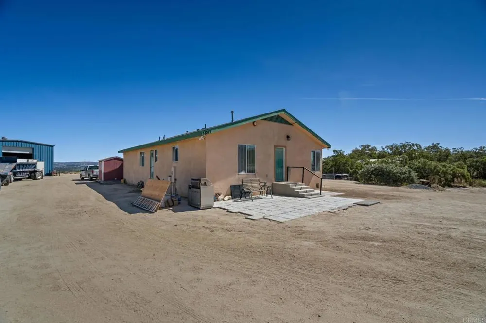 1607 Jewell Valley Road Boulevard, CA 91905