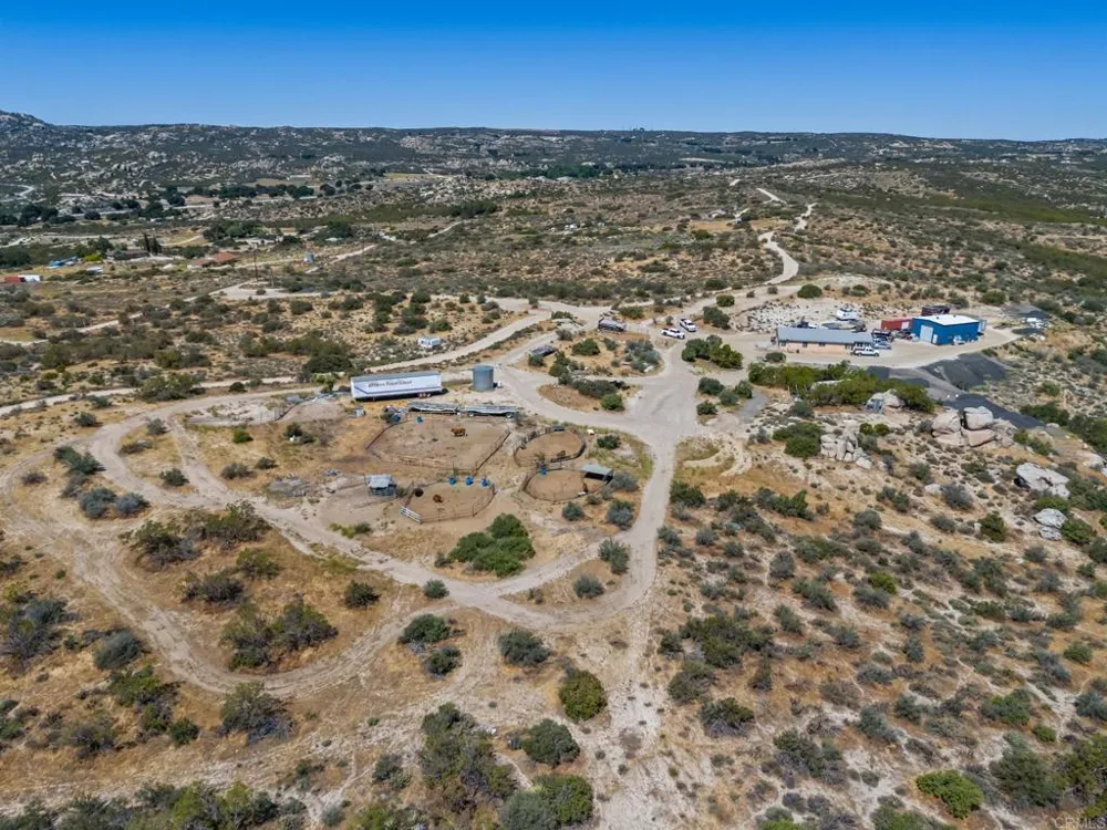 1607 Jewell Valley Road Boulevard, CA 91905