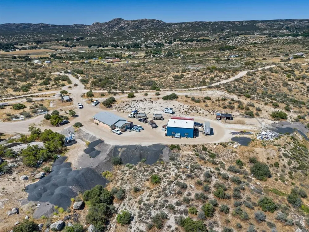 1607 Jewell Valley Road Boulevard, CA 91905