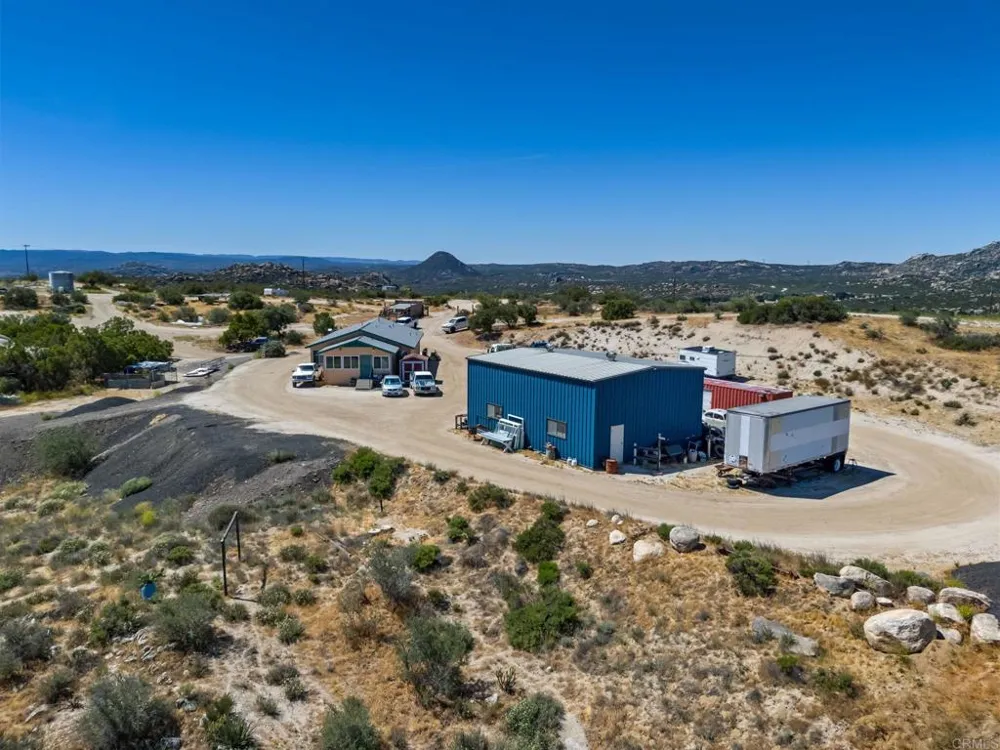 1607 Jewell Valley Road Boulevard, CA 91905