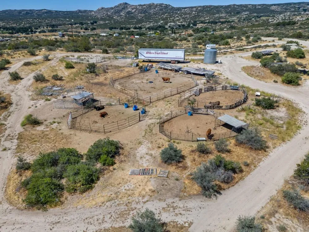 1607 Jewell Valley Road Boulevard, CA 91905