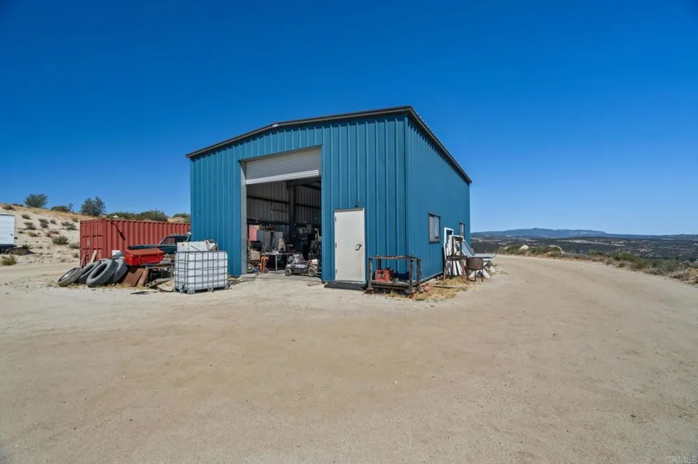 1607 Jewell Valley Road Boulevard, CA 91905