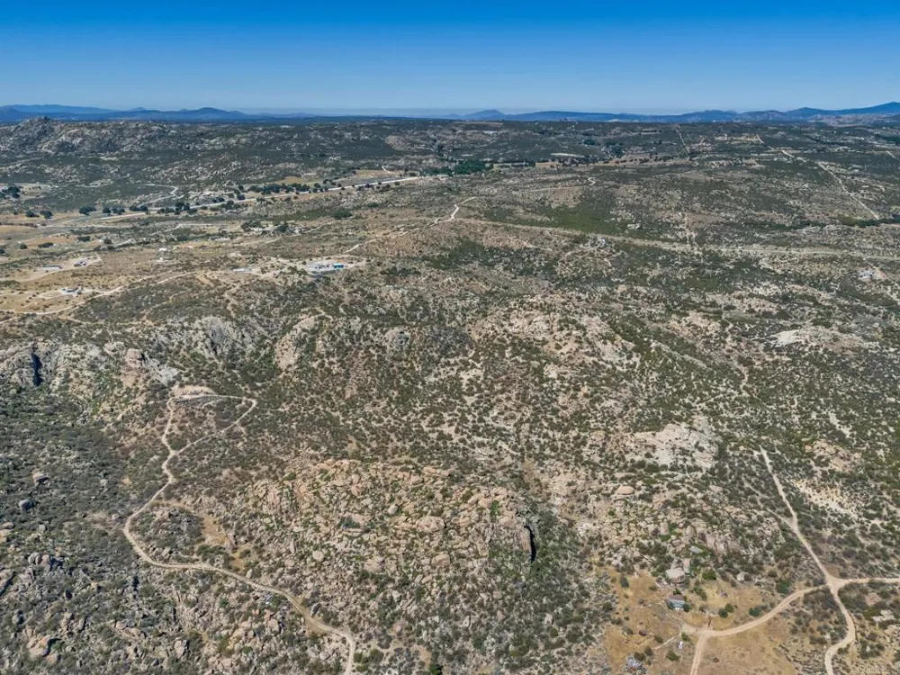 1607 Jewell Valley Road Boulevard, CA 91905