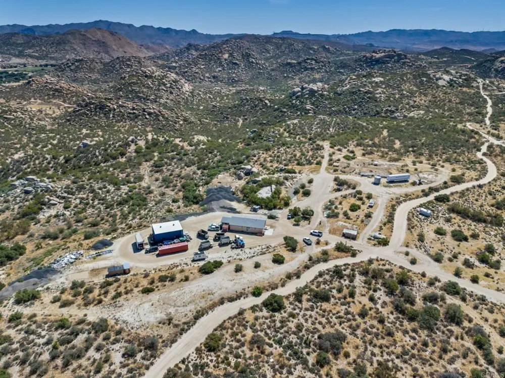 1607 Jewell Valley Road Boulevard, CA 91905