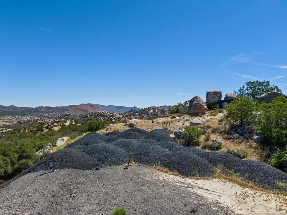 1607 Jewell Valley Road Boulevard, CA 91905