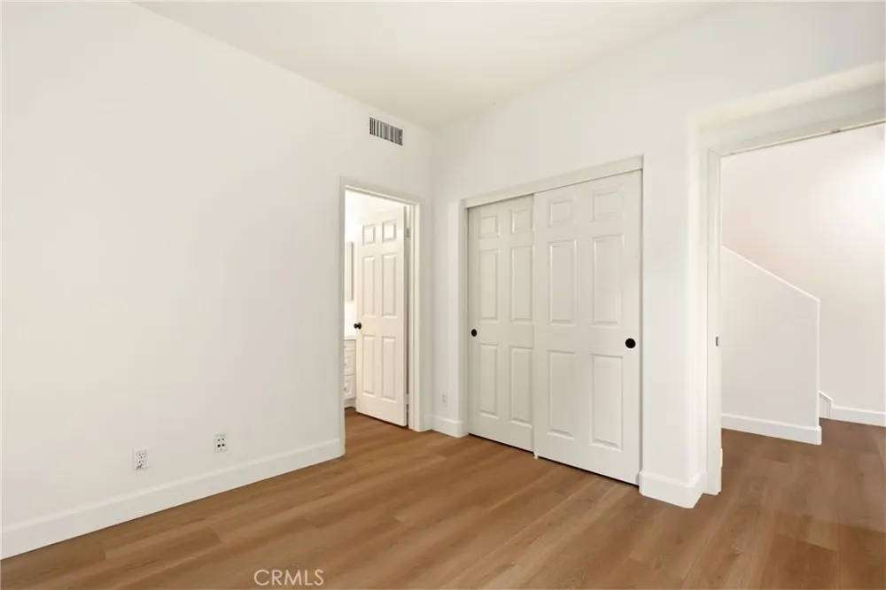 355 Flyers Lane Tustin, CA 92782