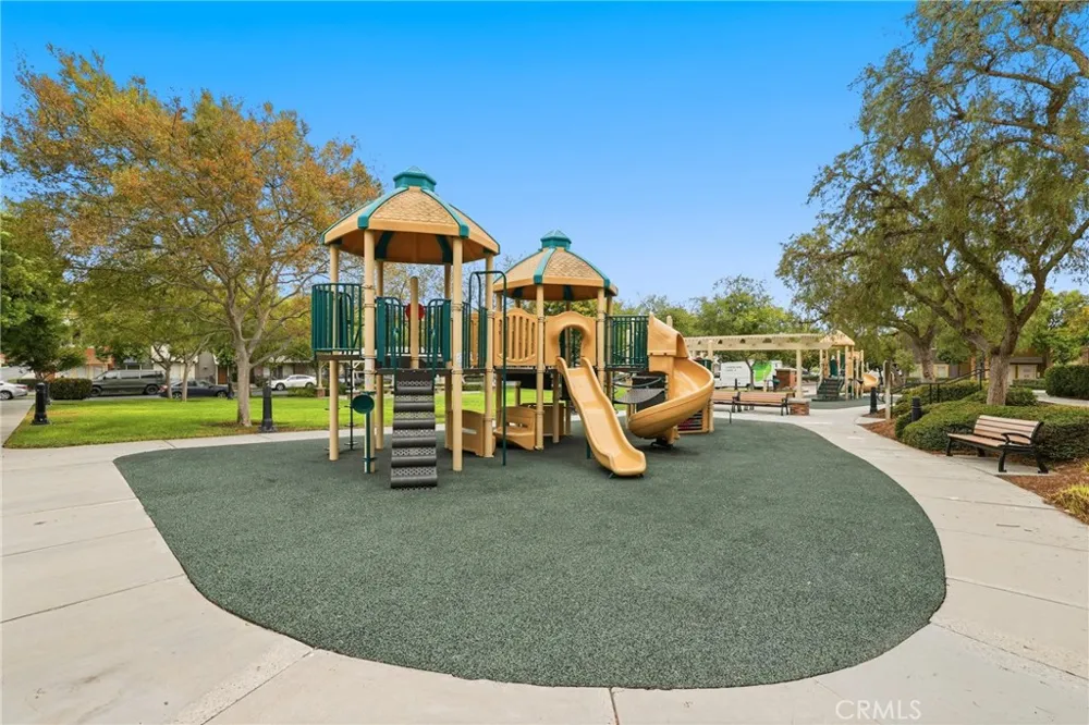 355 Flyers Lane Tustin, CA 92782