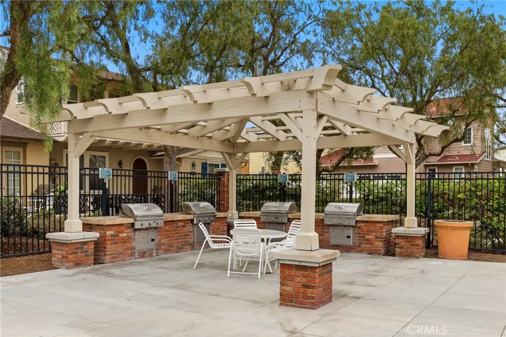 355 Flyers Lane Tustin, CA 92782
