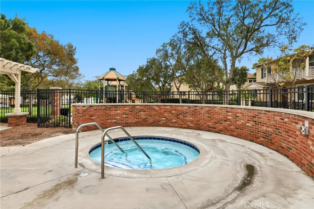 355 Flyers Lane Tustin, CA 92782