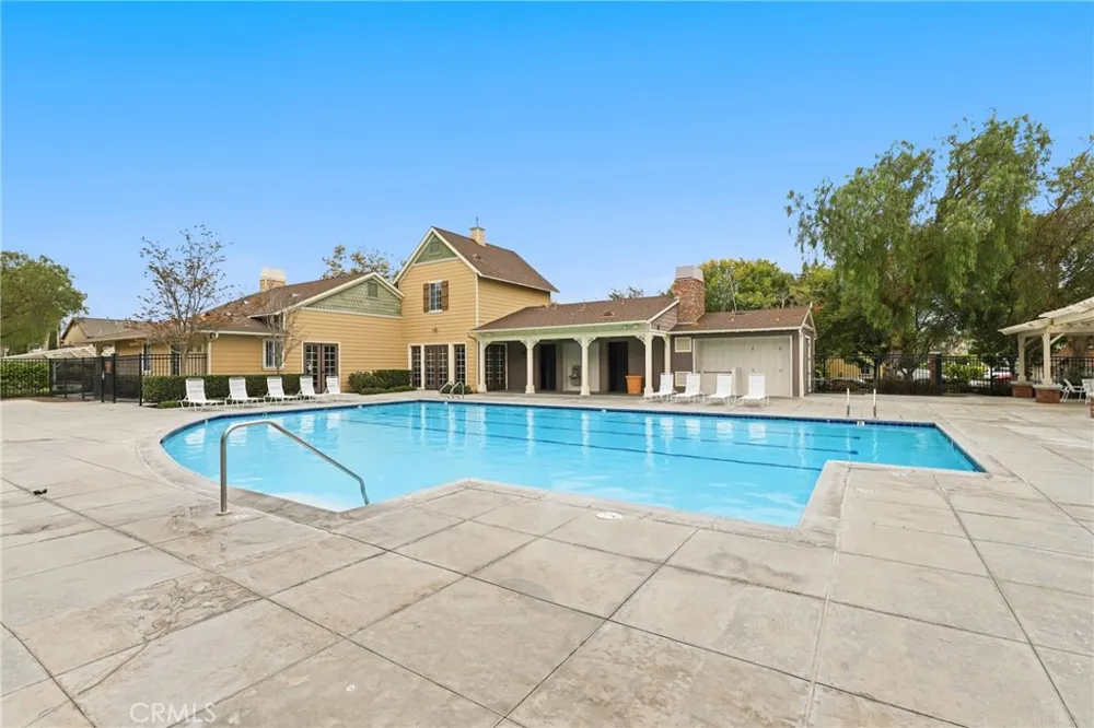355 Flyers Lane Tustin, CA 92782