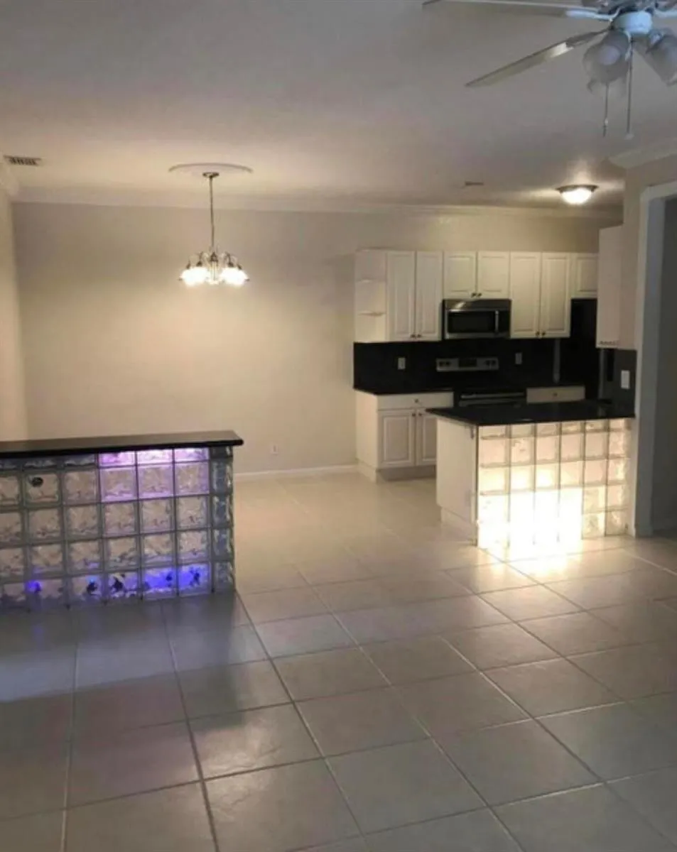 3545 Forest Hill Boulevard #2 Palm Springs, FL 33406