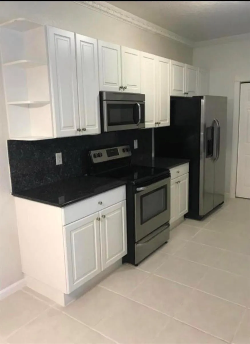 3545 Forest Hill Boulevard #2 Palm Springs, FL 33406