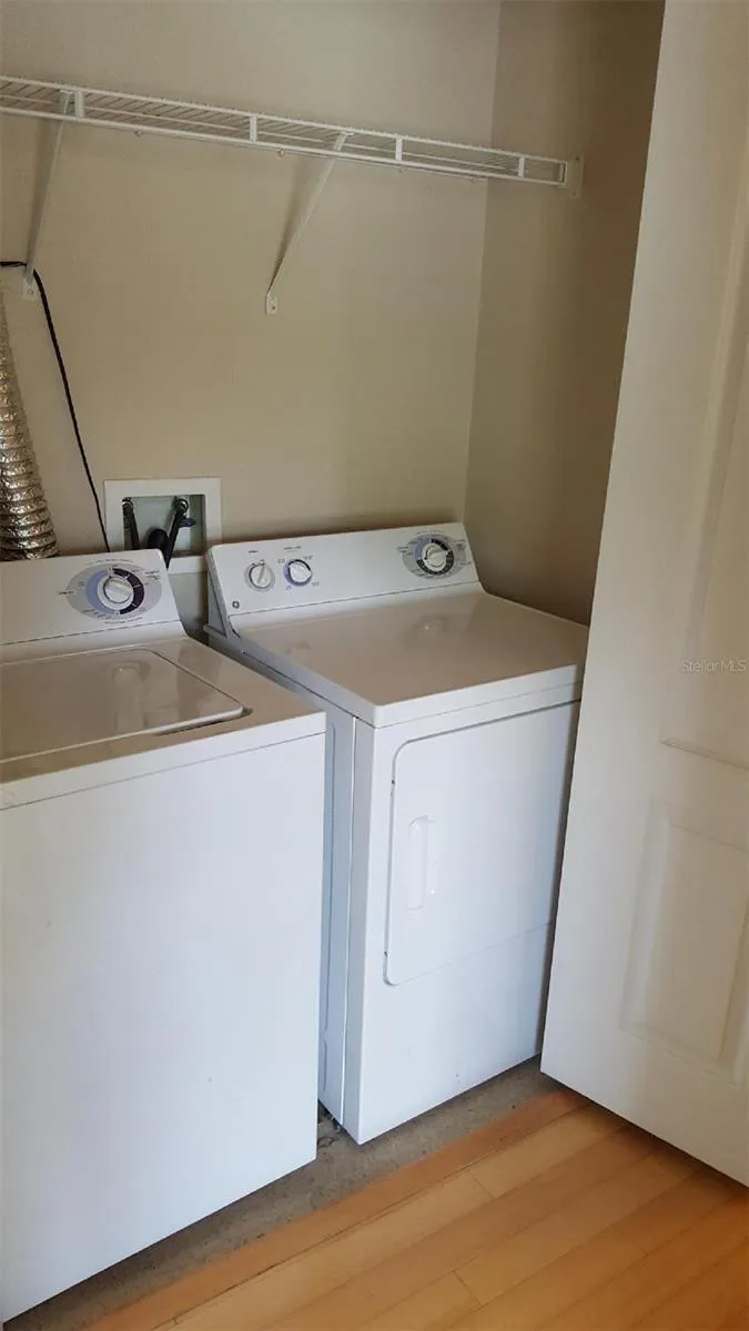 2035 DIXIE BELLE DRIVE #2035O Orlando, FL 32812