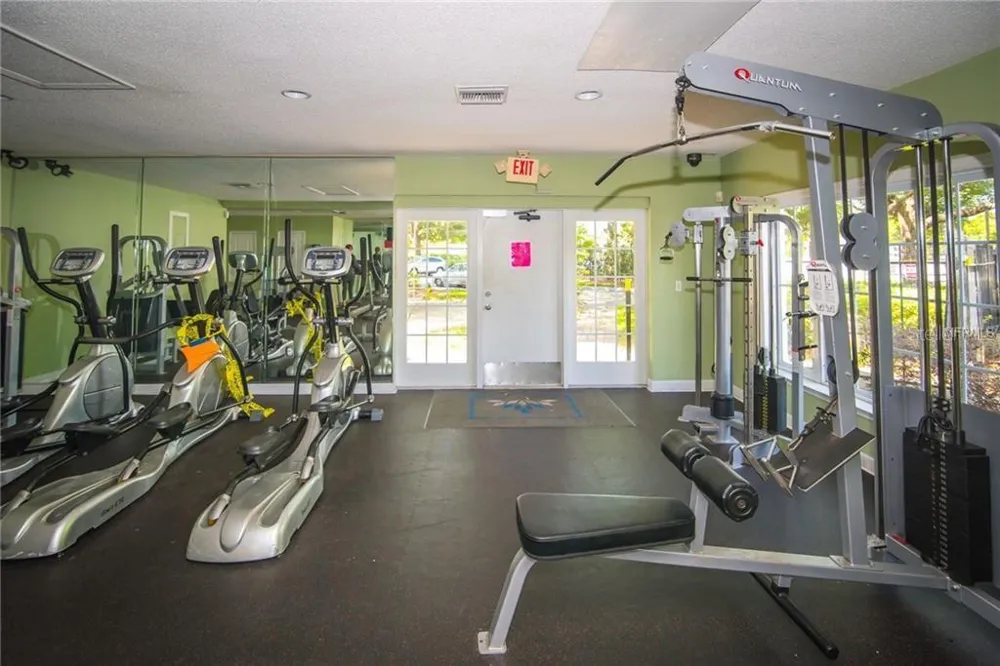 2035 DIXIE BELLE DRIVE #2035O Orlando, FL 32812