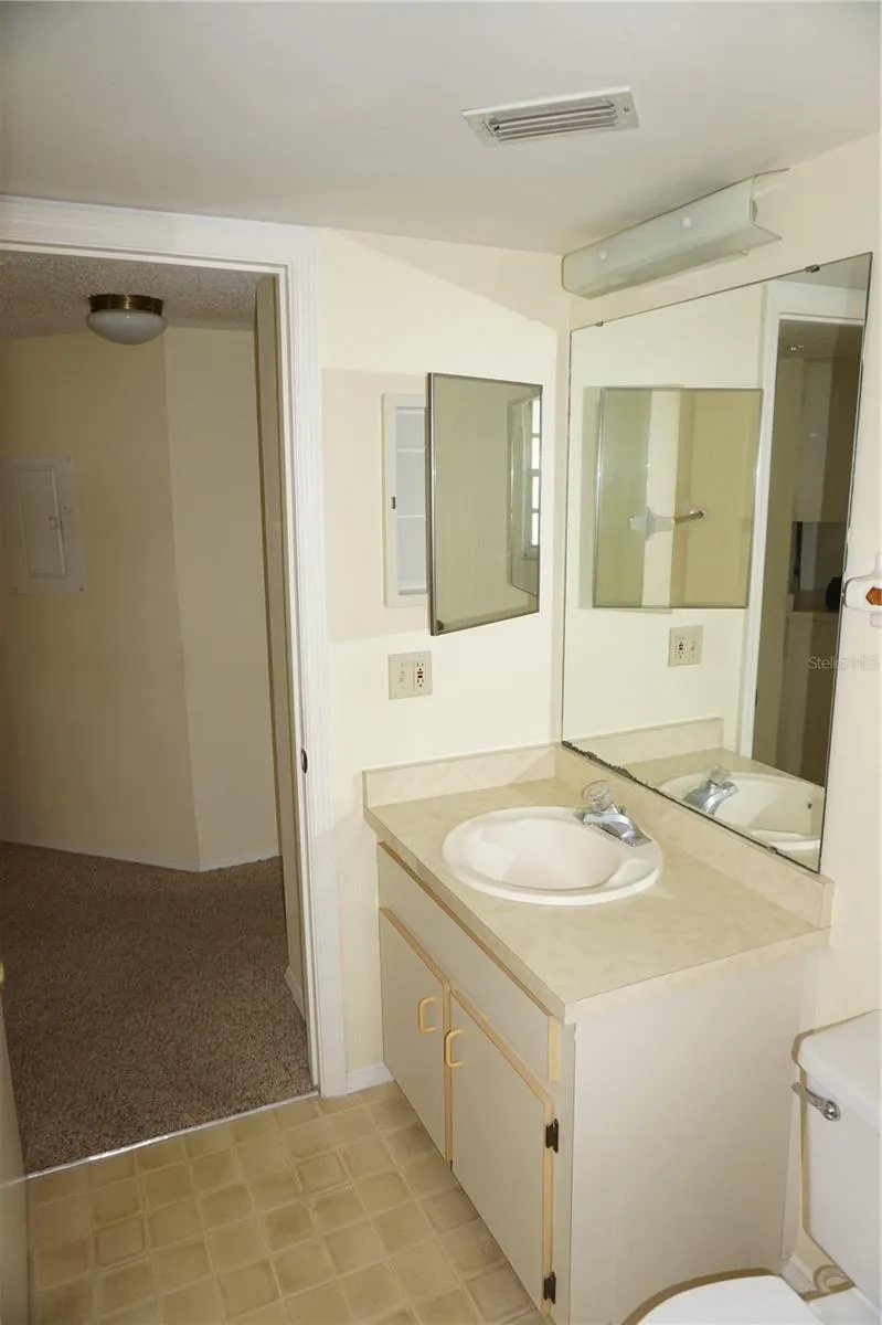 7945 MIDWAY DRIVE TERRACE #H201 ocala, FL 34472