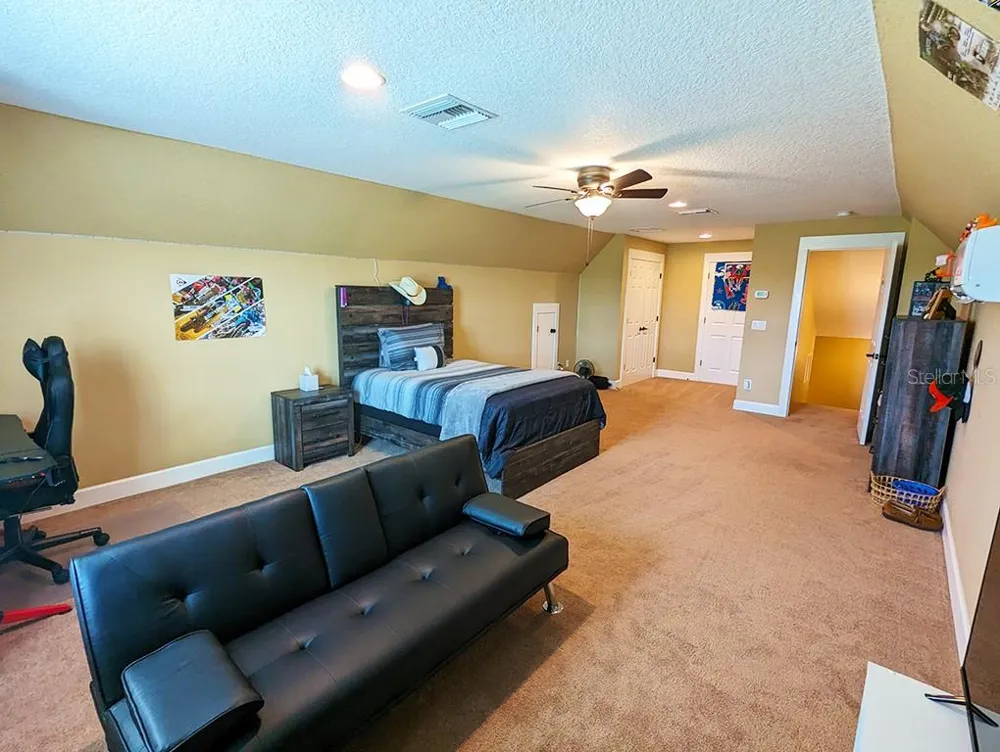 19221 BAKER ROAD Umatilla, FL 32784