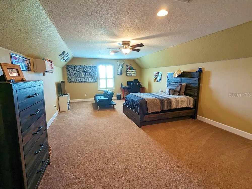 19221 BAKER ROAD Umatilla, FL 32784