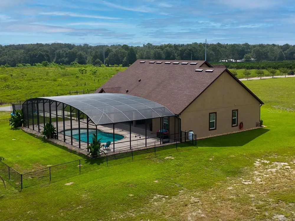 19221 BAKER ROAD Umatilla, FL 32784