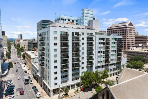 800 Brazos Street #1105