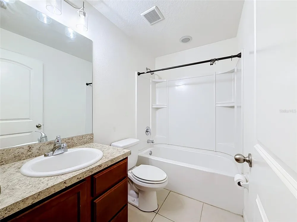 4475 CAICOS DRIVE Tavares, FL 32778