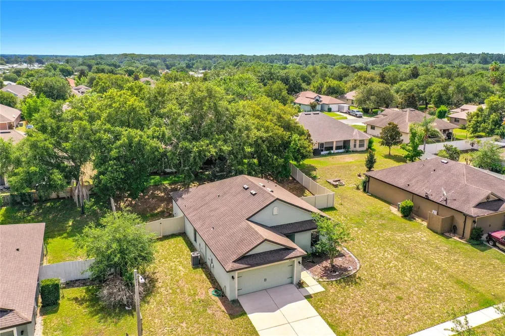 4475 CAICOS DRIVE Tavares, FL 32778