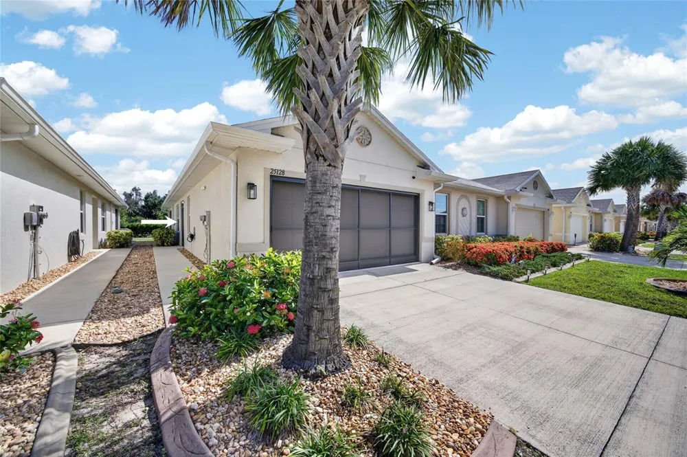 25128 E LENOX CIRCLE Punta Gorda, FL 33950