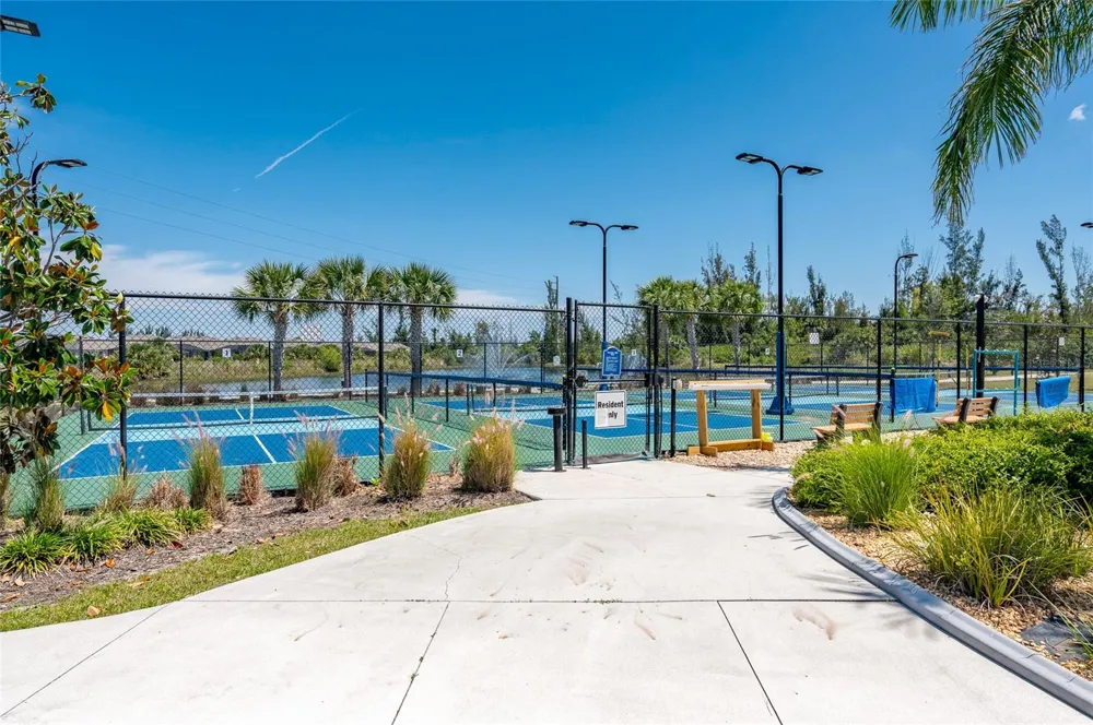 25128 E LENOX CIRCLE Punta Gorda, FL 33950