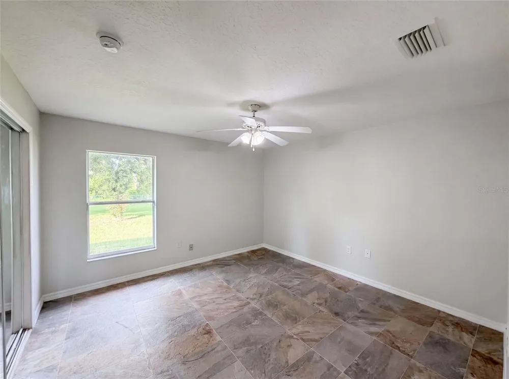 314 DUPONT CIRCLE Howey In The Hills, FL 34737