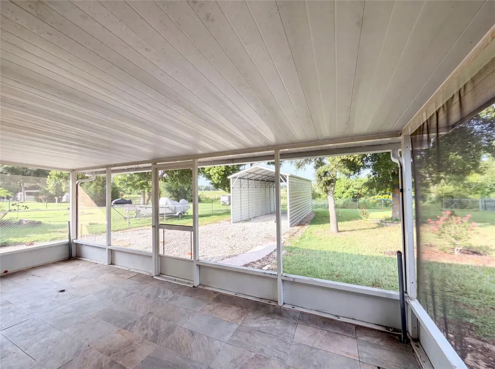 314 DUPONT CIRCLE Howey In The Hills, FL 34737
