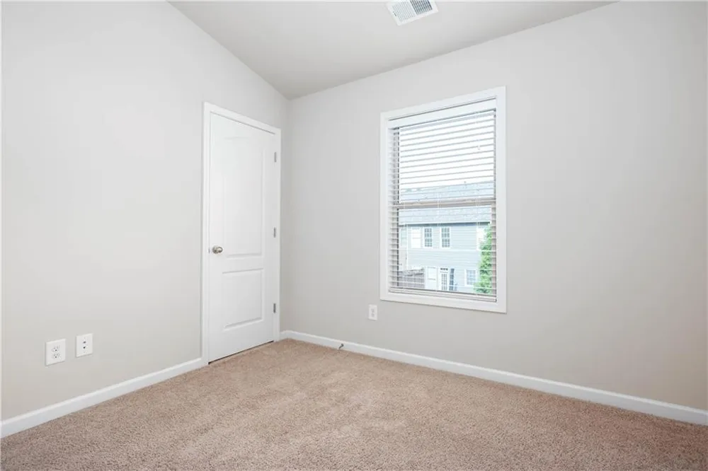 3886 High Dove Way SW Smyrna, GA 30082