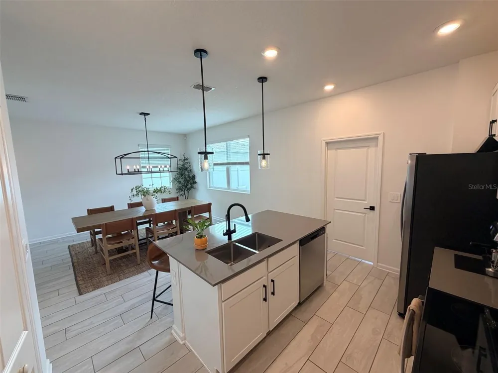 15767 WATER SPRING BOULEVARD Winter Garden, FL 34787