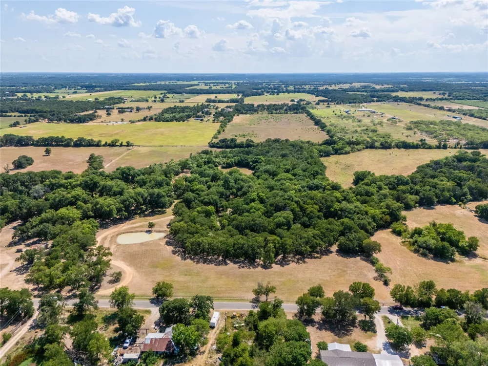 661 Clater Powell Road Gholson, TX 76705