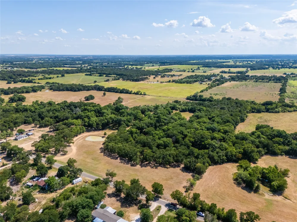 661 Clater Powell Road Gholson, TX 76705