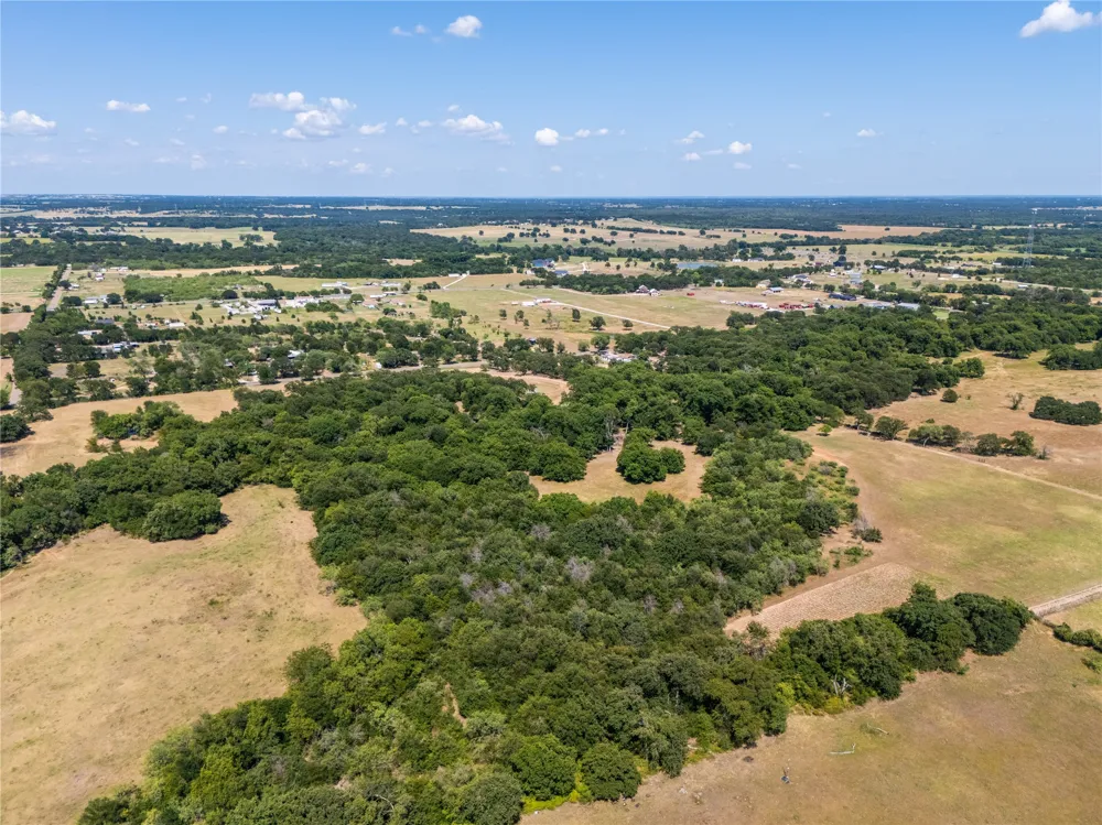 661 Clater Powell Road Gholson, TX 76705
