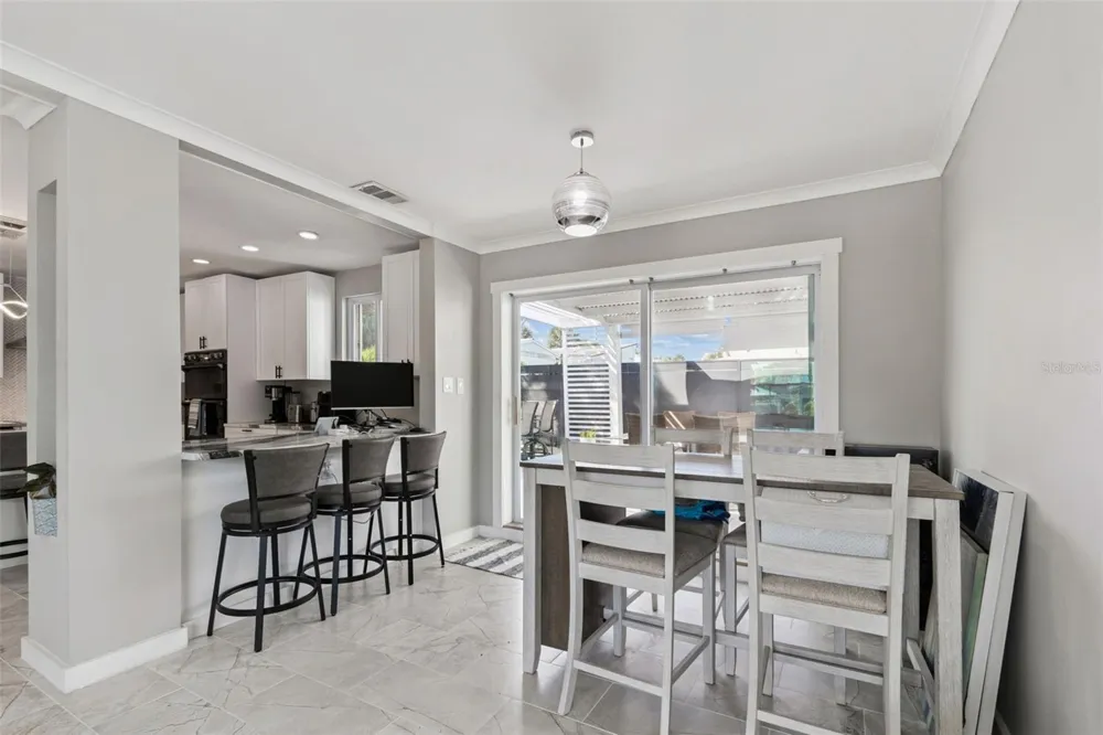 760 BOHENIA CIRCLE S Clearwater Beach, FL 33767