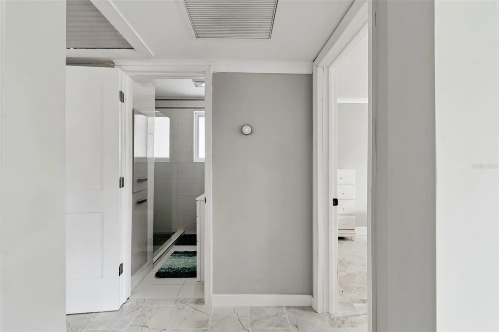760 BOHENIA CIRCLE S Clearwater Beach, FL 33767